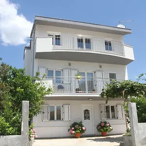 Karić Apartament Trogir